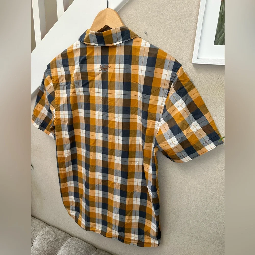 Arc'teryx Brohm Yellow Gray Plaid Button Up Short Sleeve Casual Shirt Size Small - Picture 8 of 10
